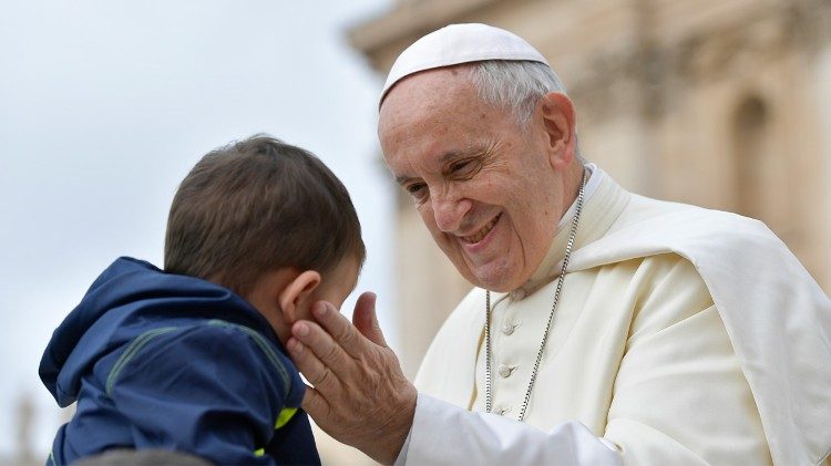 Omagiul Global pentru Papa Francisc: Ceremonie Specială la București