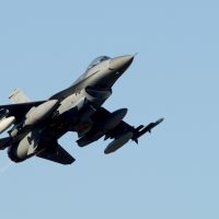 Tragedie în Polonia: Un Pilot Moare în Prăbușirea unui F-16