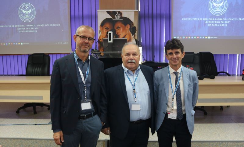 FOTO: Abordare multidisciplinară eficientă în tratamentul cancerului mamar la „Breast Meeting Târgu Mureș”